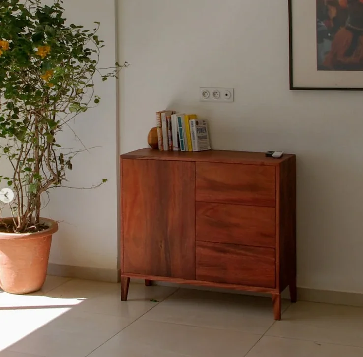 Buffet Bamako Petit en Makoré — vue latérale