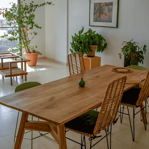 Table Thies