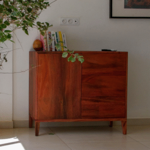 petit buffet en bois brut